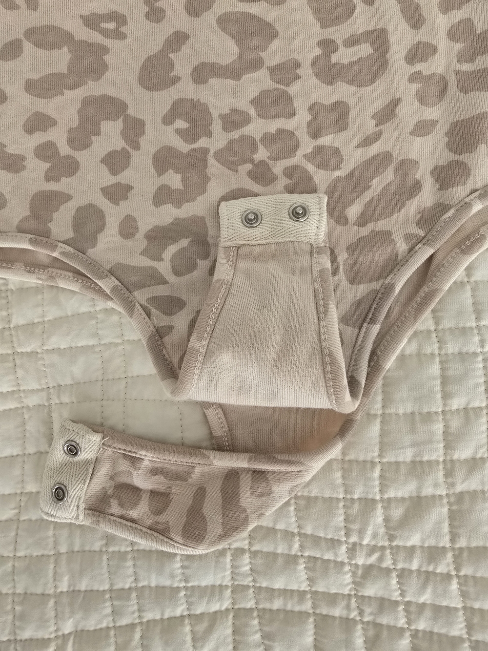 BB Dakota x Steve Madden Tan/Pink Leopard Print Long Sleeve Bodysuit, Size S - Picture 7 of 7